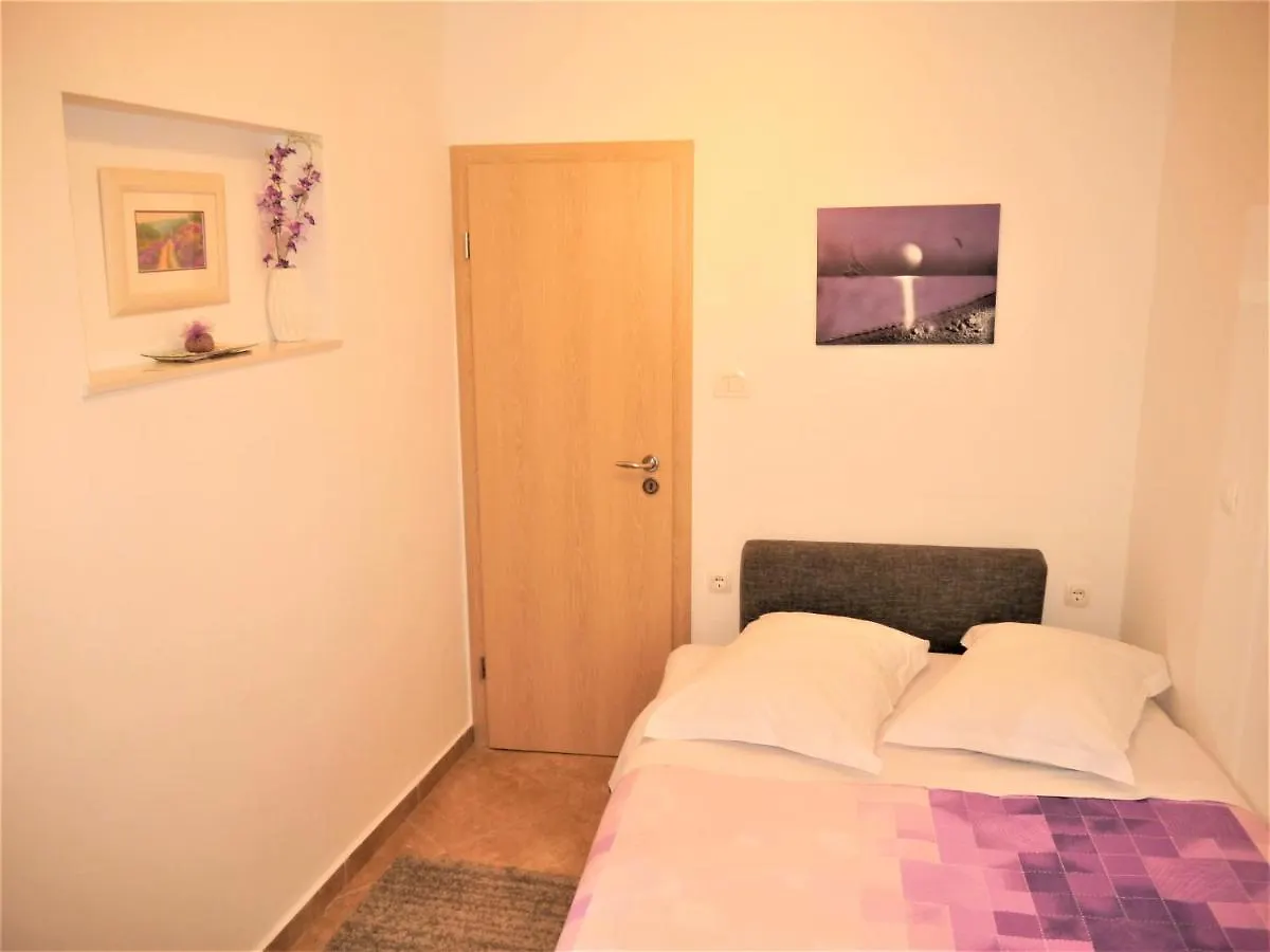 Room Ivana With Private Bathroom - Center Of Split Croatia